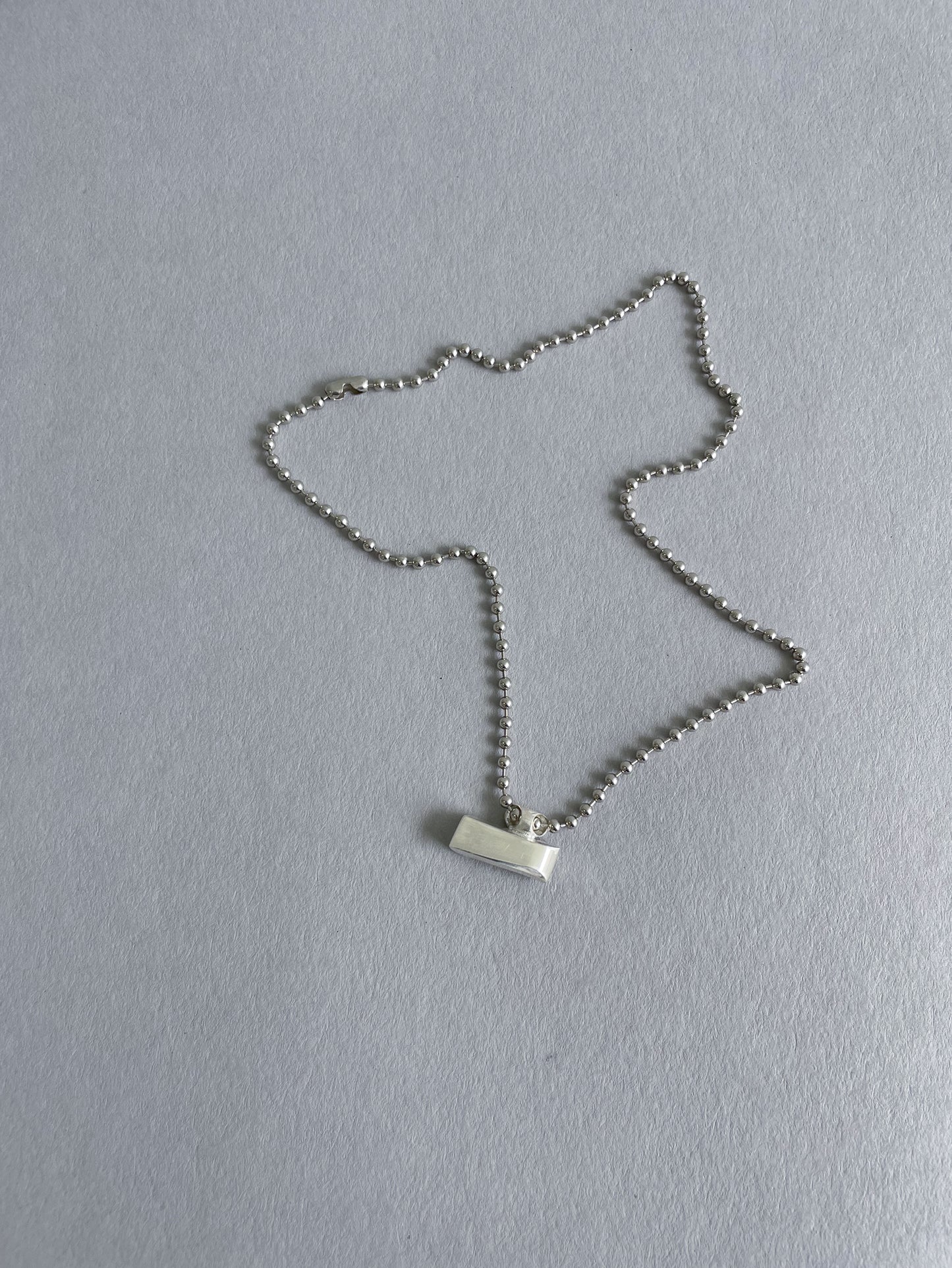 leaf3 quartz necklace