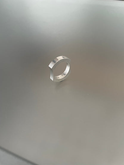 ring - M03