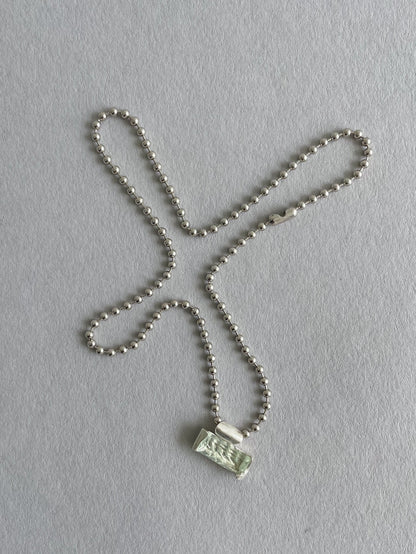 leaf3 quartz necklace