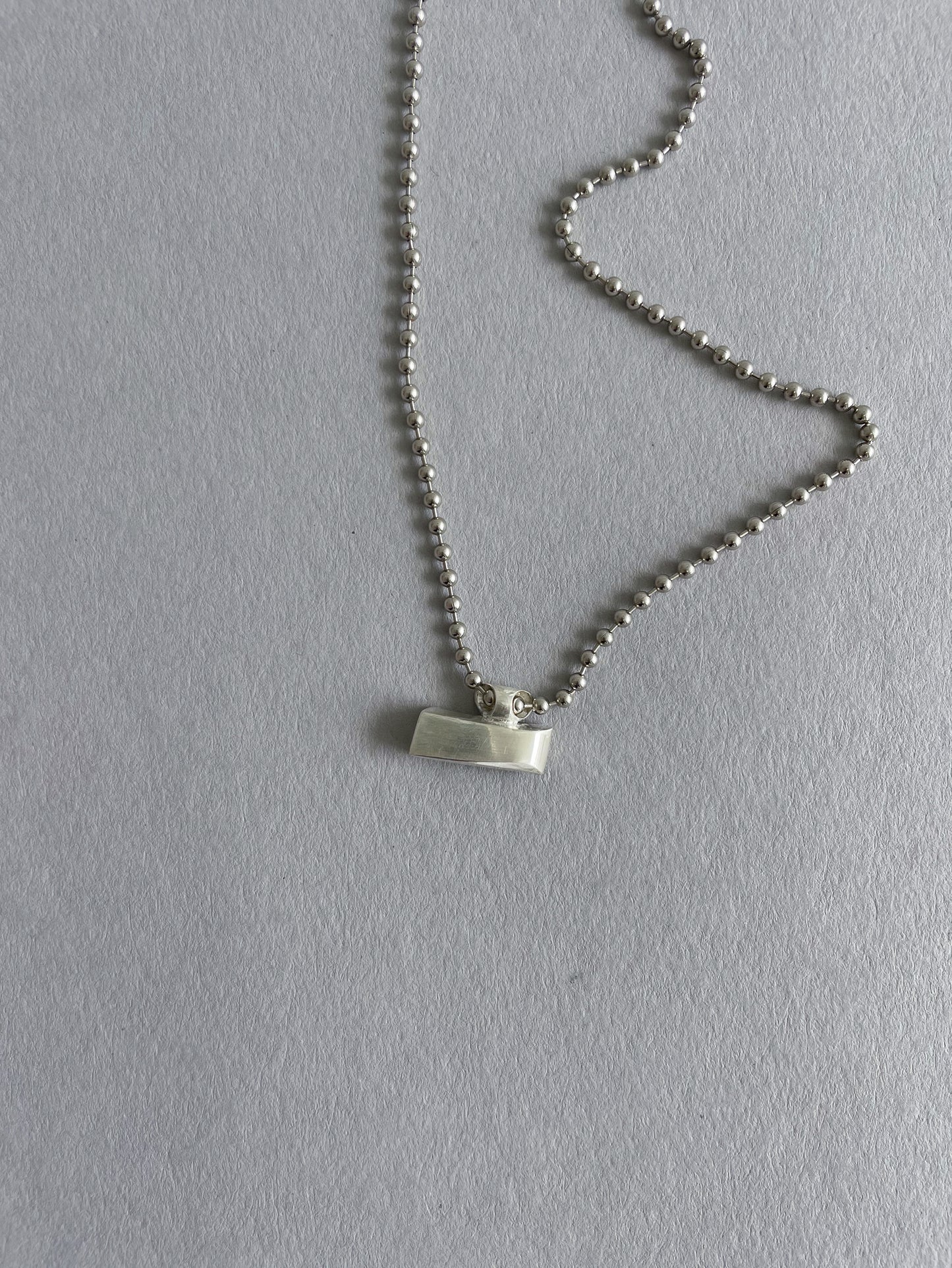 leaf3 quartz necklace