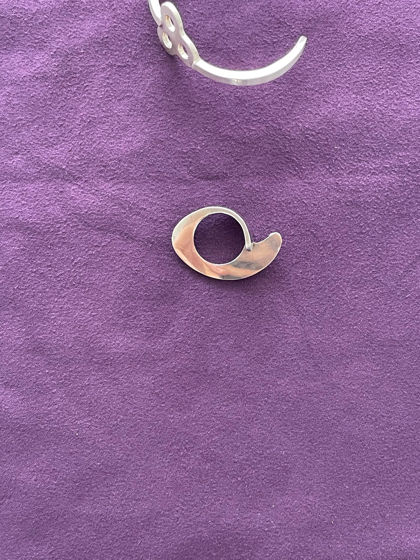 ring - M04